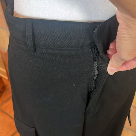 Zara Black Cargo Trousers, size M - Picture 2 of 7
